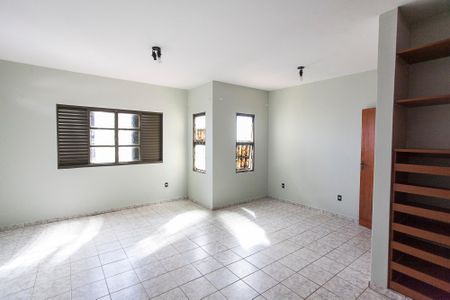 Casa para alugar com 329m², 3 quartos e 4 vagasSuite 2