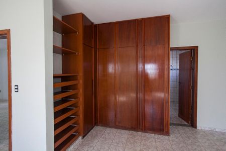 Casa para alugar com 329m², 3 quartos e 4 vagasSuite 2