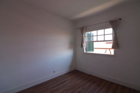 Casa de condomínio à venda com 240m², 3 quartos e 4 vagasSuíte 1