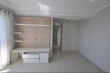 Sala de apartamento para alugar com 2 quartos, 54m² em Vila Mazzei, São Paulo