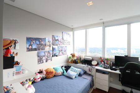 Apartamento à venda com 461m², 4 quartos e 4 vagasSuíte 2