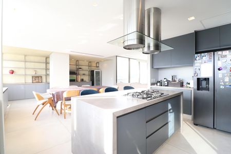 Apartamento à venda com 461m², 4 quartos e 4 vagasCozinha
