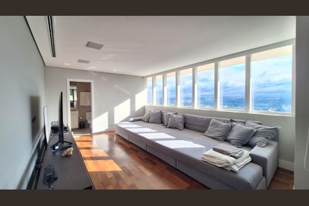 Apartamento à venda com 461m², 4 quartos e 4 vagasSuíte 4