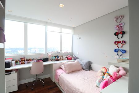 Apartamento à venda com 461m², 4 quartos e 4 vagasSuíte 1