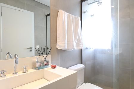 Apartamento à venda com 461m², 4 quartos e 4 vagasBanheiro da Suíte 4