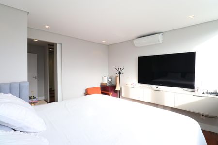 Apartamento à venda com 461m², 4 quartos e 4 vagasSuíte 3