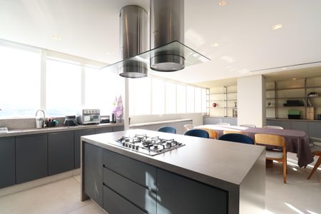 Apartamento à venda com 461m², 4 quartos e 4 vagasDetalhe