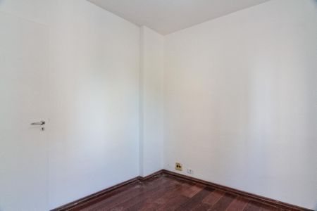 Apartamento à venda com 69m², 3 quartos e 2 vagasQuarto 2