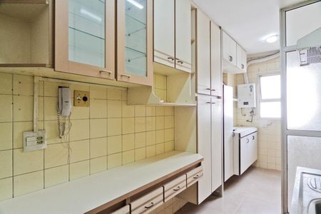 Apartamento à venda com 69m², 3 quartos e 2 vagasCozinha