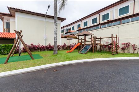 Casa de condomínio para alugar com 240m², 3 quartos e 4 vagas Casa de condomínio para alugar com 240m², 3 quartos e 4 vagasÁrea comum - Playground