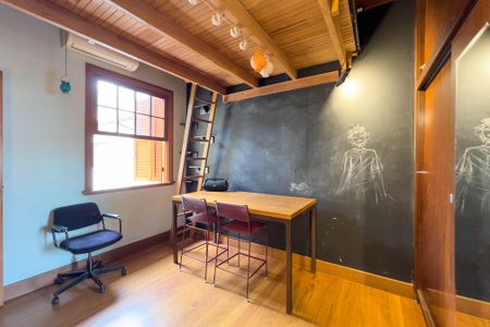 Casa para alugar com 200m², 3 quartos e 2 vagas Casa para alugar com 200m², 3 quartos e 2 vagasQuarto 2