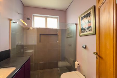 Casa para alugar com 200m², 3 quartos e 2 vagas Casa para alugar com 200m², 3 quartos e 2 vagasBanheiro