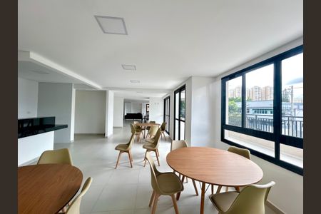 Apartamento para alugar com 60m², 2 quartos e 1 vagaÁrea comum - Salão de festas