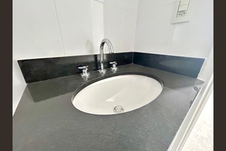 Apartamento para alugar com 60m², 2 quartos e 1 vagaBanheiro da Suíte