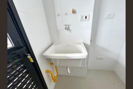 Apartamento para alugar com 60m², 2 quartos e 1 vagaÁrea de Serviço