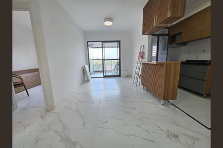 Sala de apartamento para alugar com 2 quartos, 66m² em Santo Amaro, São Paulo