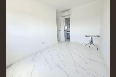Apartamento para alugar com 66m², 2 quartos e 1 vagaSuite 