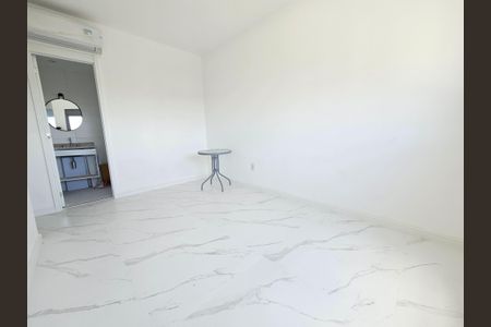 Apartamento para alugar com 66m², 2 quartos e 1 vagaSuite 