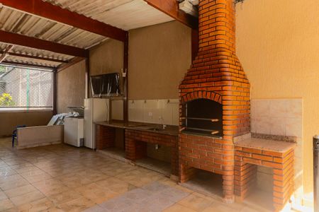 Apartamento à venda com 62m², 2 quartos e 1 vaga Apartamento à venda com 62m², 2 quartos e 1 vagaÁrea comum - Churrasqueira