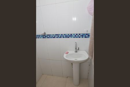 Casa à venda com 120m², 4 quartos e 2 vagasBanheiro Social