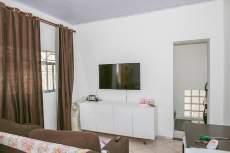 Casa à venda com 120m², 4 quartos e 2 vagasCasa 2 - Sala