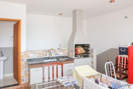 Casa à venda com 120m², 4 quartos e 2 vagasÁrea de Serviço e Churrasqueira