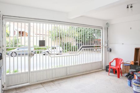 Casa à venda com 120m², 4 quartos e 2 vagasGaragem