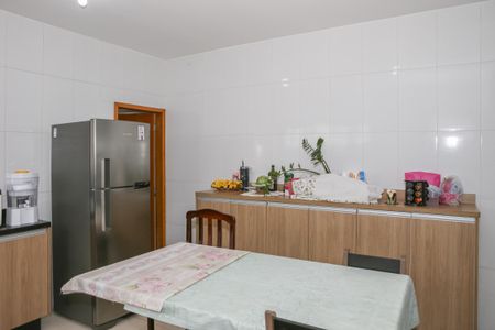 Casa à venda com 120m², 4 quartos e 2 vagasSala e Cozinha