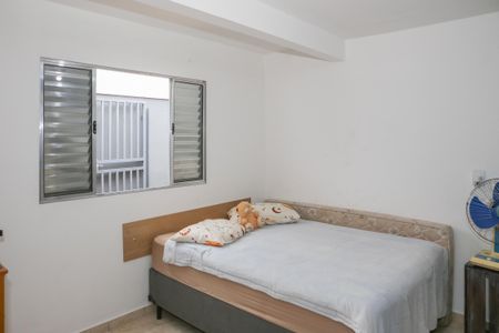 Casa à venda com 120m², 4 quartos e 2 vagasQuarto