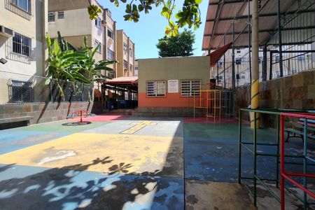 Apartamento para alugar com 55m², 2 quartos e 1 vagaÁrea comum - Playground