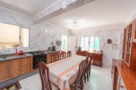 Casa à venda com 292m², 4 quartos e sem vagaCozinha