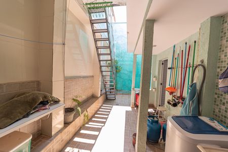 Casa à venda com 292m², 4 quartos e sem vagaÁrea de Serviço