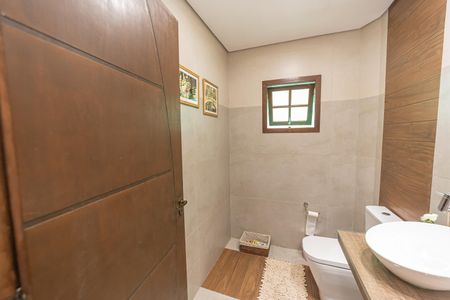 Casa à venda com 292m², 4 quartos e sem vagaLavabo