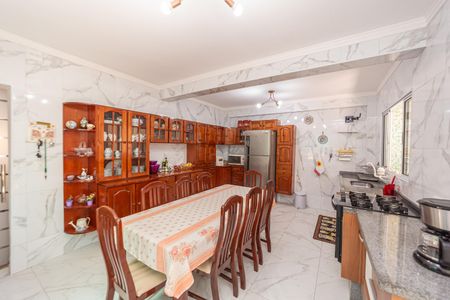 Casa à venda com 292m², 4 quartos e sem vagaCozinha