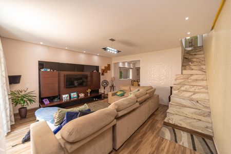 Casa à venda com 292m², 4 quartos e sem vagaSala