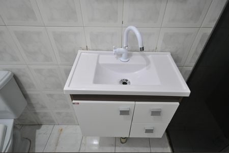 Casa para alugar com 80m², 3 quartos e sem vagaBanheiro