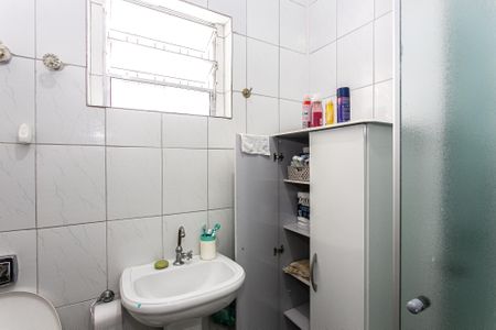 Casa para alugar com 68m², 2 quartos e sem vaga Casa para alugar com 68m², 2 quartos e sem vagaBanheiro