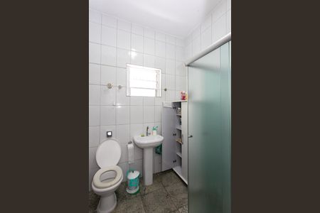 Casa para alugar com 68m², 2 quartos e sem vaga Casa para alugar com 68m², 2 quartos e sem vagaBanheiro