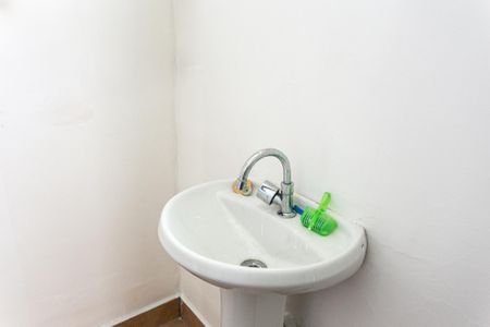 Casa para alugar com 68m², 2 quartos e sem vaga Casa para alugar com 68m², 2 quartos e sem vagaBanheiro da Suíte