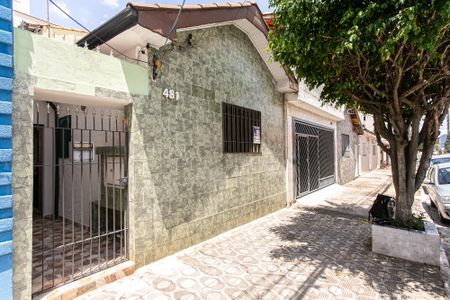 Casa para alugar com 68m², 2 quartos e sem vaga Casa para alugar com 68m², 2 quartos e sem vagaFachada