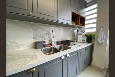 Apartamento à venda com 116m², 2 quartos e 1 vaga Apartamento à venda com 116m², 2 quartos e 1 vagaCozinha