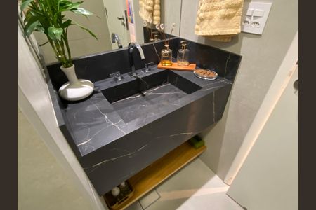 Apartamento à venda com 116m², 2 quartos e 1 vaga Apartamento à venda com 116m², 2 quartos e 1 vagaBanheiro Social