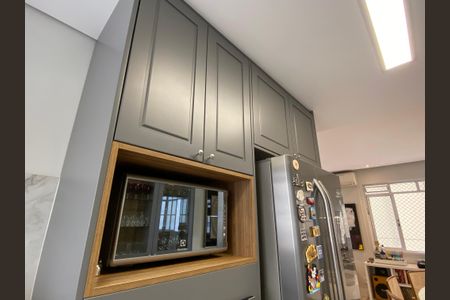 Apartamento à venda com 116m², 2 quartos e 1 vaga Apartamento à venda com 116m², 2 quartos e 1 vagaCozinha - Armários