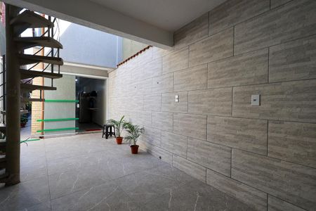 Casa para alugar com 140m², 3 quartos e 1 vagaQuintal e área de lazer