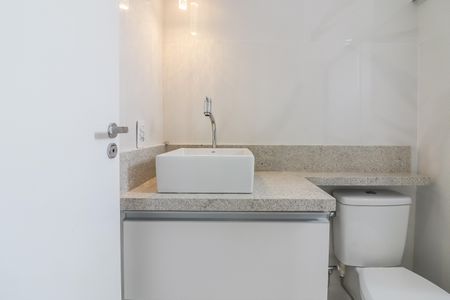 Apartamento para alugar com 44m², 2 quartos e sem vaga Apartamento para alugar com 44m², 2 quartos e sem vagaBanheiro