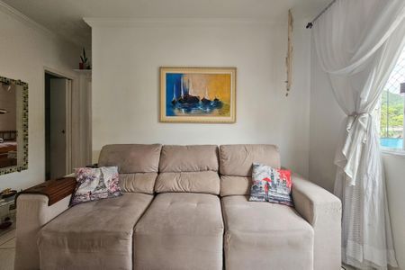 Sala de apartamento para alugar com 2 quartos, 85m² em Vila Maia, Guarujá