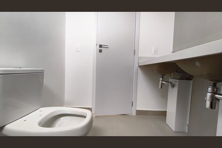 Apartamento à venda com 114m², 3 quartos e 2 vagasBanheiro da Suíte 2