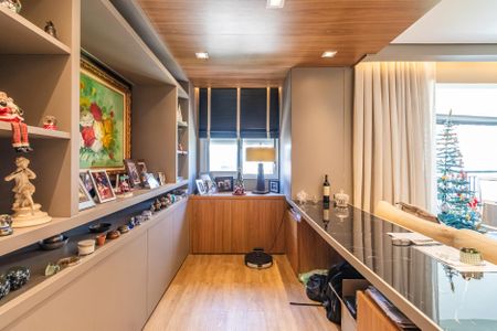 Apartamento à venda com 98m², 2 quartos e 3 vagasSala