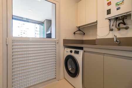 Apartamento à venda com 98m², 2 quartos e 3 vagasÁrea de Serviço