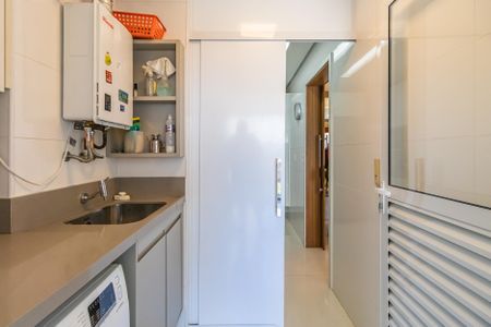 Apartamento à venda com 98m², 2 quartos e 3 vagasÁrea de Serviço